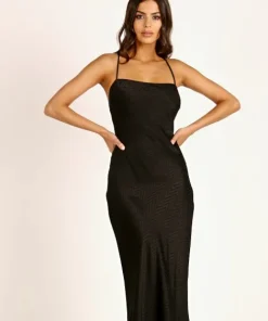 ASTR the Label Dresses>Trinity Dress Black