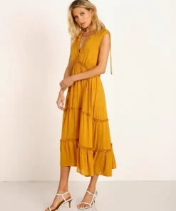 Auguste the Label Dresses><noscript><img width=