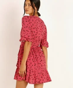 Auguste the Label Dresses><noscript><img width=