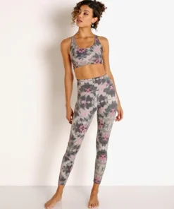Beach Riot Bottoms>Piper Legging Four Leaf Clover