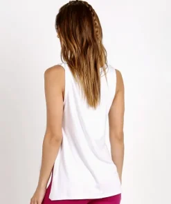 Beyond Yoga Tops><noscript><img width=