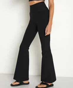 Beyond Yoga Bottoms><noscript><img width=