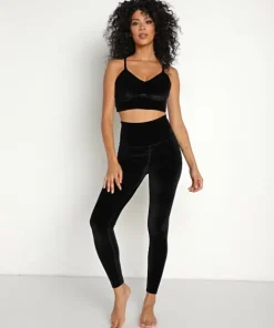 Beyond Yoga Sports Bras>Velvet Motion Bra
