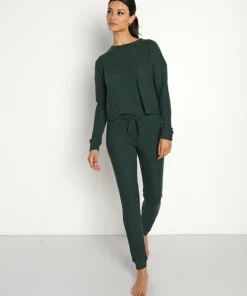 Beyond Yoga Bottoms>Waffle Living Easy Sweatpant Forest Green-Pine