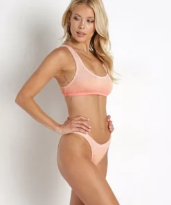 Bond-Eye Bikinis><noscript><img width=