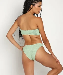 Bond-Eye Bikinis><noscript><img width=