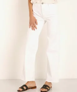 Boyish Pants><noscript><img width=