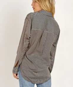 Capulet Tops><noscript><img width=
