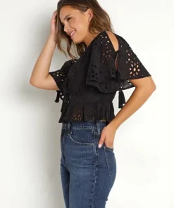 Cleobella Tops><noscript><img width=
