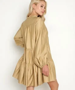 Devotion Dresses><noscript><img width=
