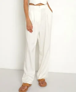 DONNI. Pants>Pleated Pant Creme