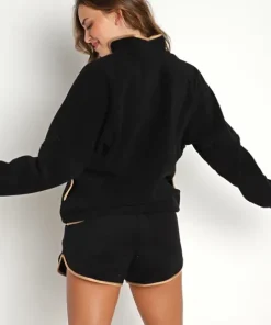 DONNI. Shorts><noscript><img width=