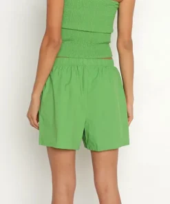 DONNI. Shorts><noscript><img width=