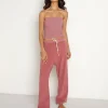 DONNI. Shorts>Roll Sweatpants Rhubarb