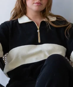 DONNI. Knits><noscript><img width=