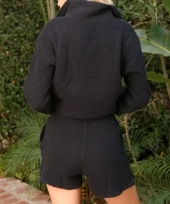 DONNI. Shorts><noscript><img width=