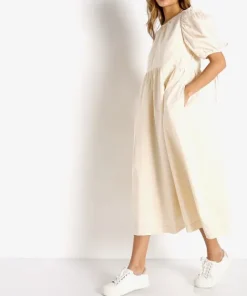En Saison Dresses><noscript><img width=