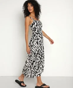 Faithfull the Brand Dresses><noscript><img width=