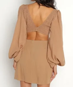 Indah Tops><noscript><img width=