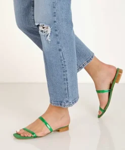Jaggar Sandals><noscript><img width=