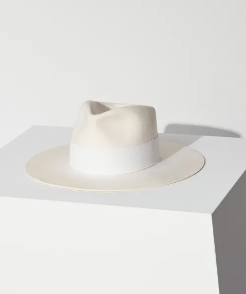 Janessa Leone Accessories>Layne Hat Off White