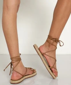 Kaanas Sandals><noscript><img width=