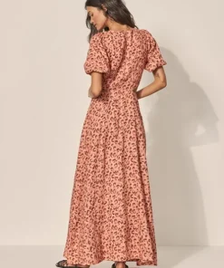 KIVARI Dresses><noscript><img width=