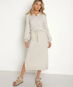 KIVARI Tops>Giselle Collared Knit Wheat