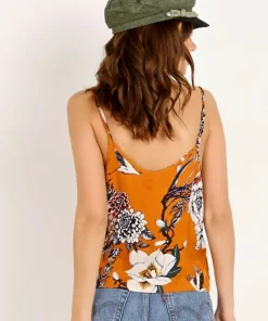 Knot Sisters Tops><noscript><img width=