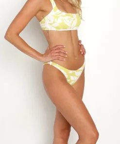 L Space Bikinis><noscript><img width=