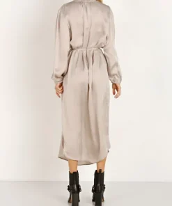 LACAUSA Dresses><noscript><img width=