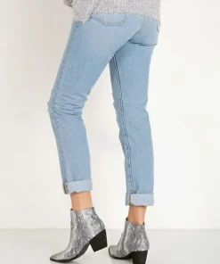 Levi's Pants><noscript><img width=