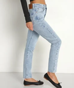 Levi's Pants><noscript><img width=