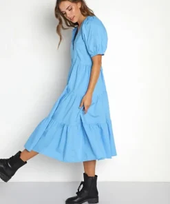 Levi's Dresses><noscript><img width=