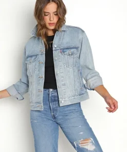 Levi's Jackets>Ex-Boyfriend Denim Trucker Jacket For Real