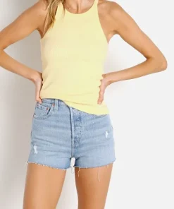 Levi's Shorts><noscript><img width=