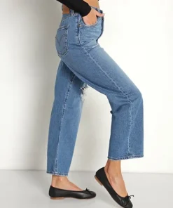 Levi's Pants><noscript><img width=