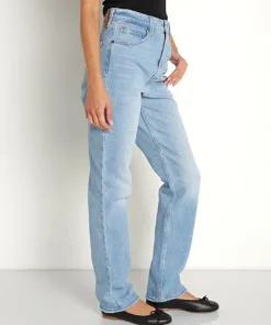 Levi's Pants><noscript><img width=