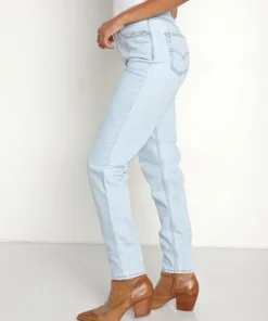 Levi's Pants><noscript><img width=