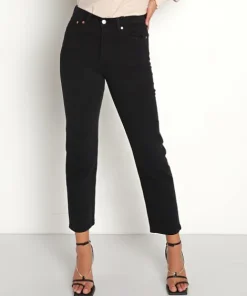 Levi's Pants>Wedgie Straight Jeans Black Heart