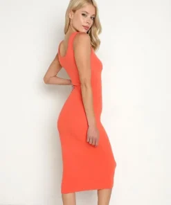 Line & Dot Dresses><noscript><img width=