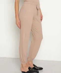 LNA Clothing Pants><noscript><img width=