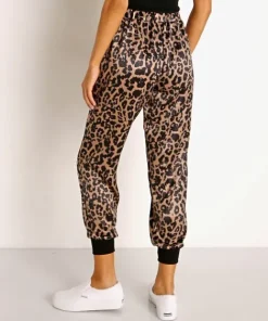 LNA Clothing Pants><noscript><img width=