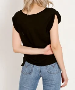 LNA Clothing Tops><noscript><img width=