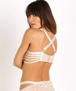 Lonely Bras><noscript><img width=