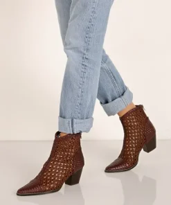 Matisse Boots>Caught Up Boot Saddle