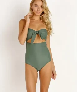 Mikoh One Pieces>Lana One Piece Army