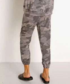 Onzie Pants | Pants><noscript><img width=