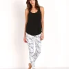 Onzie Tops>Glossy Flow Tank Black