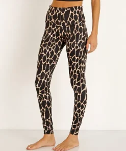 Onzie Bottoms><noscript><img width=